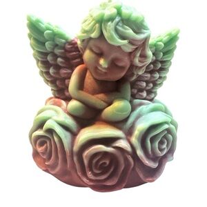 Serene Angel Figurine with Roses camdle